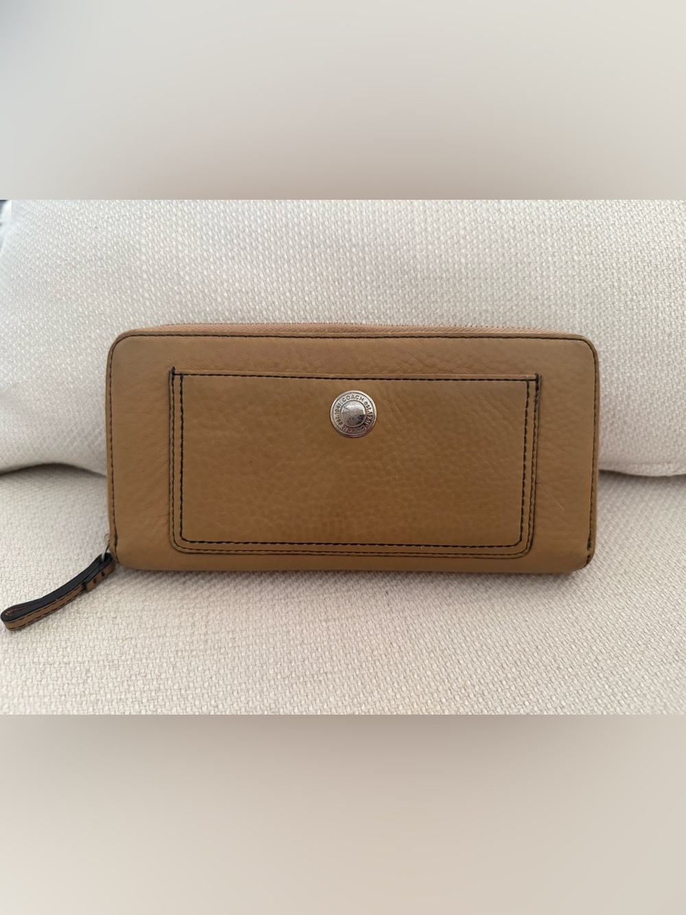 COACH Classic Collection Tan Calfskin Leather Zip-Around Wallet